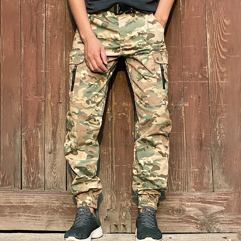 Herren-Cargohose mit zwei Seitentaschen im Camouflage-Stil-Cargo Hose-21