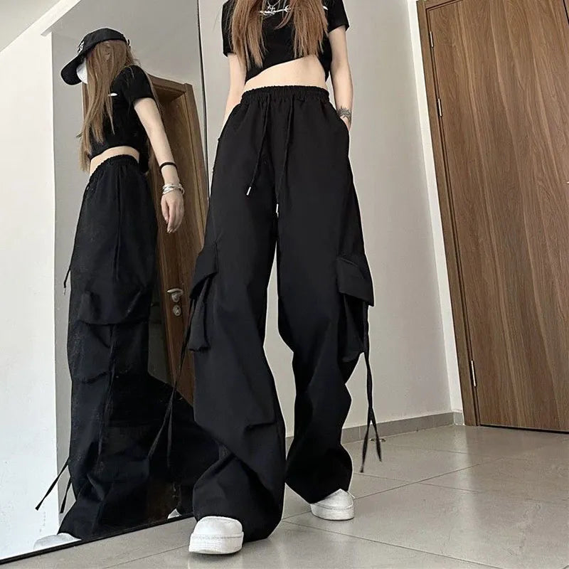 Harajuku Vibes: Damen-Cargohose mit Streetwear-Charme-Cargo Hose - black 